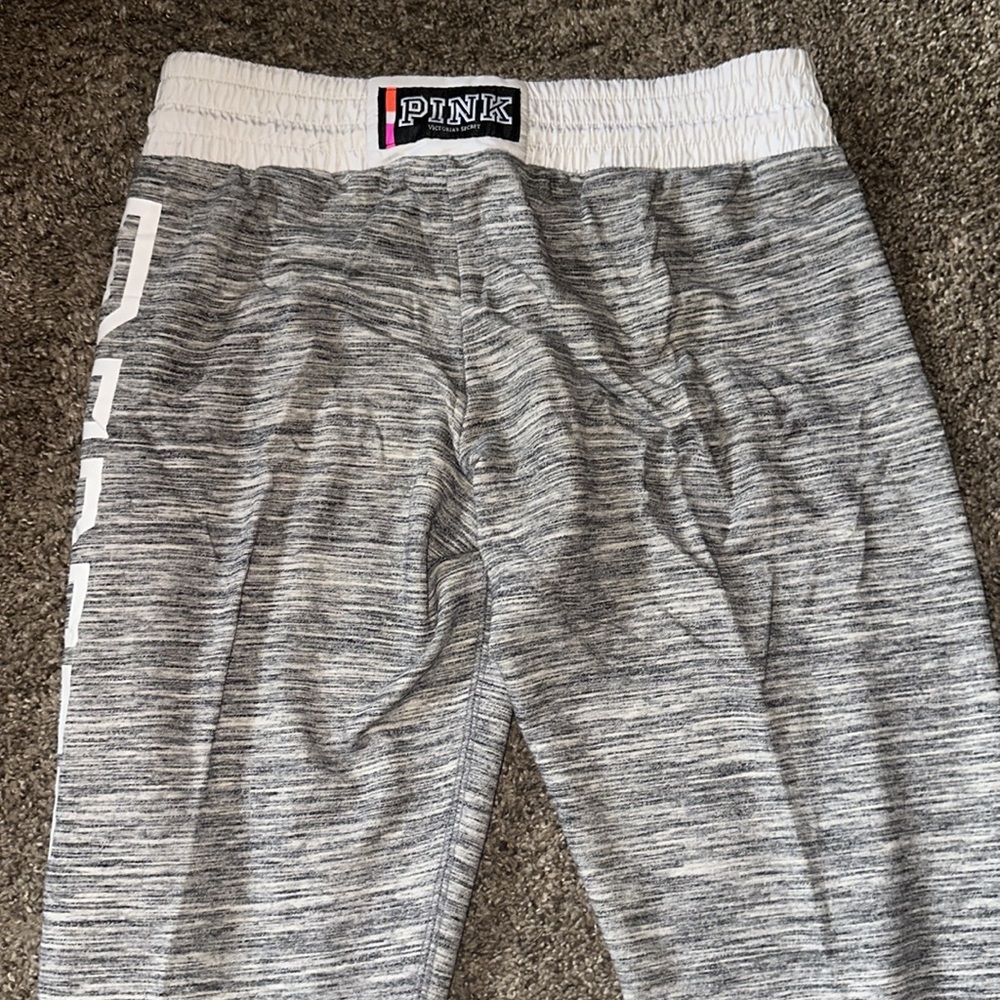 Pink sweatpants - Picture 3 of 4
